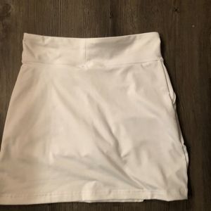 ixspa golf skirt white (new without tags)